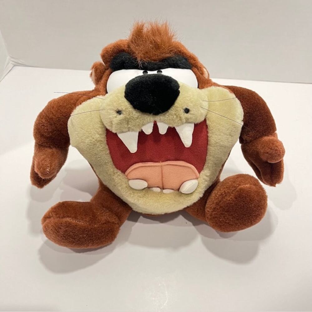 Taz the Tasmanian Devil Vintage 1997 Play by Play Stuffed Animal
